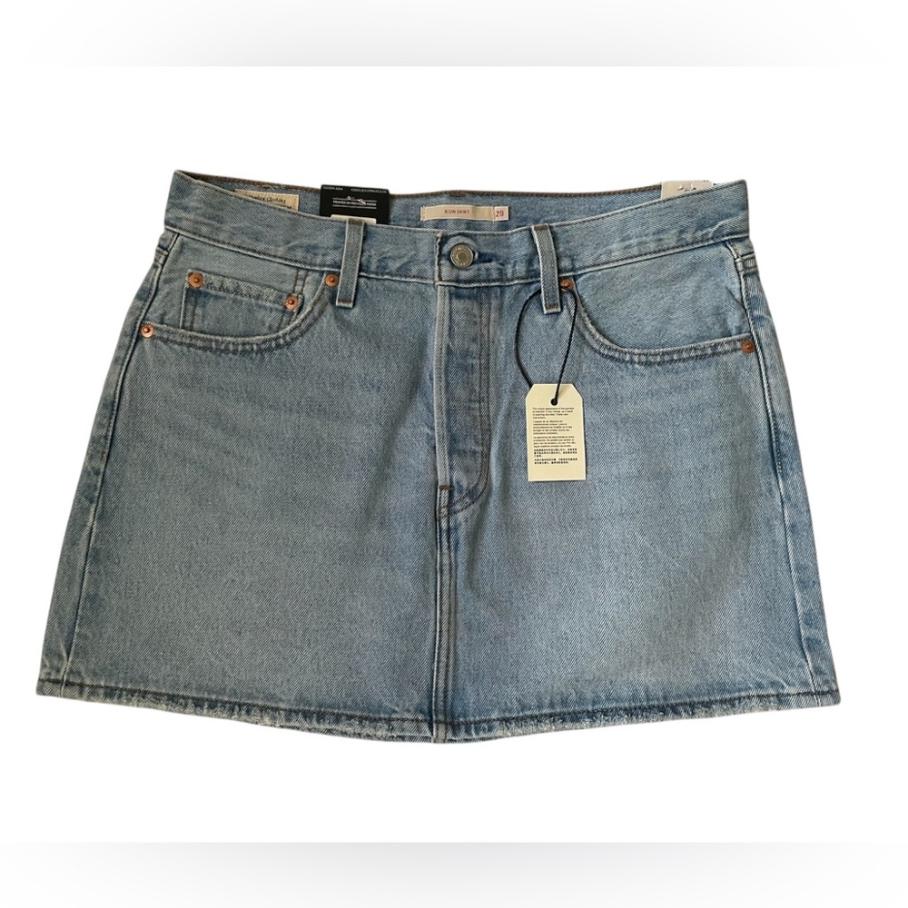 Levi’s premium mid rise icon denim Jeans skirts light wash blue
